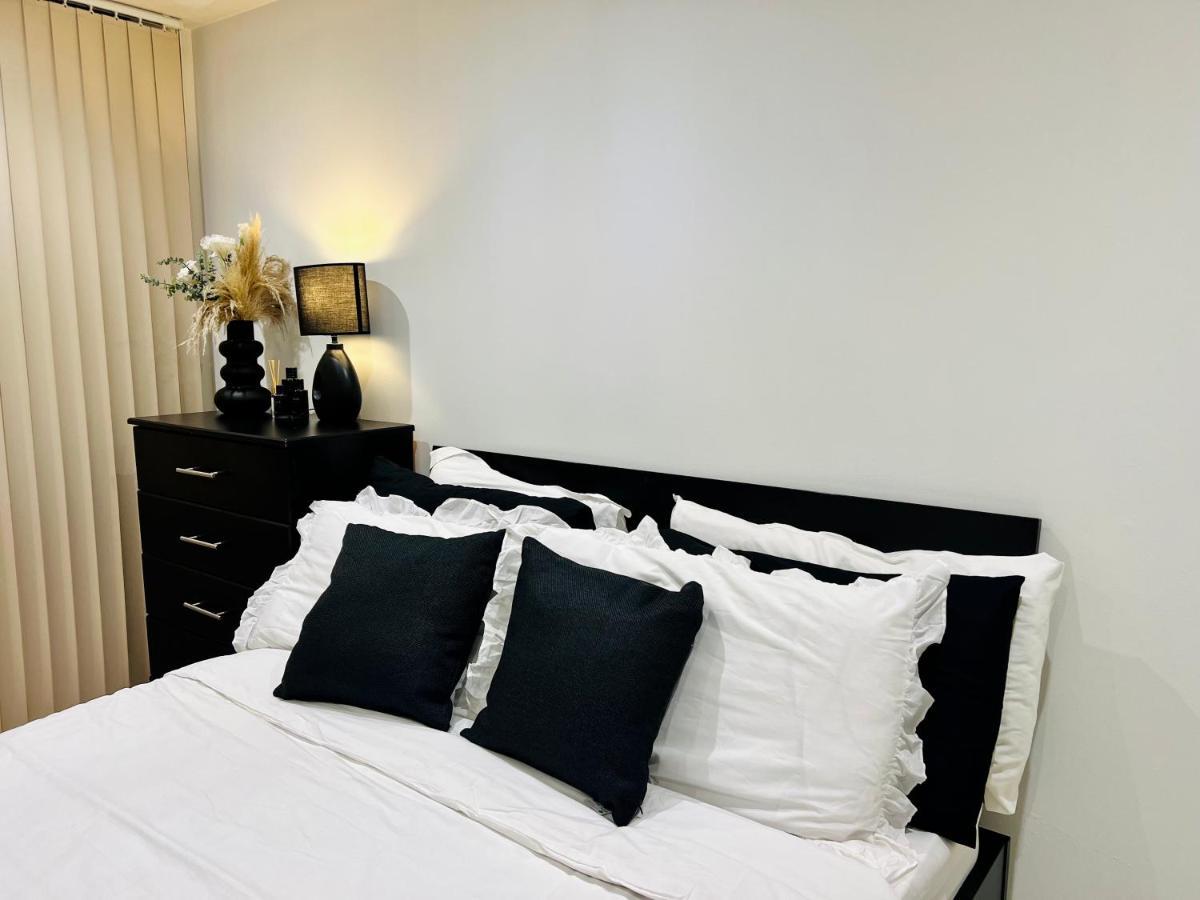 Apartment Canary Luxury Modern 1 Bedroom
